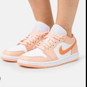 Air Jordan 1 Low Sneaker In Sunset Haze. Womens Size/7. NWT.